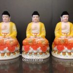 Tam Thế Phật là bộ tượng có 3 vị chư Phật giống hệt nhau gồm Phật Thích Ca Mâu Ni, Phật A Di Đà, Phật Di Lặc hoặc Phật Dược Sư