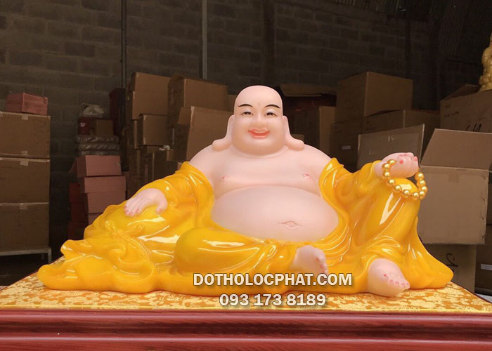 Tượng Phật Di Lặc vàng y áo màu hổ phách đẹp nhất