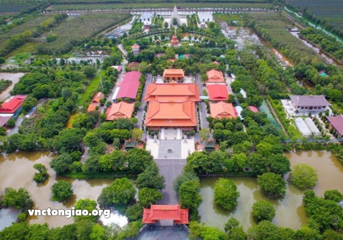 Thiền viện Trúc Lâm Chánh Giác là một trong những thiền viện lớn nhất hiện nay trên cả nước