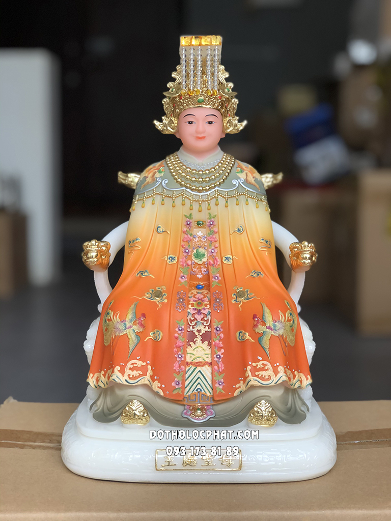 Tượng Bà Chúa Xứ Thánh Mẫu Gấm Vàng CXTM-005 Tượng Bà Chúa Xứ Thánh Mẫu Gấm Vàng CXTM-005